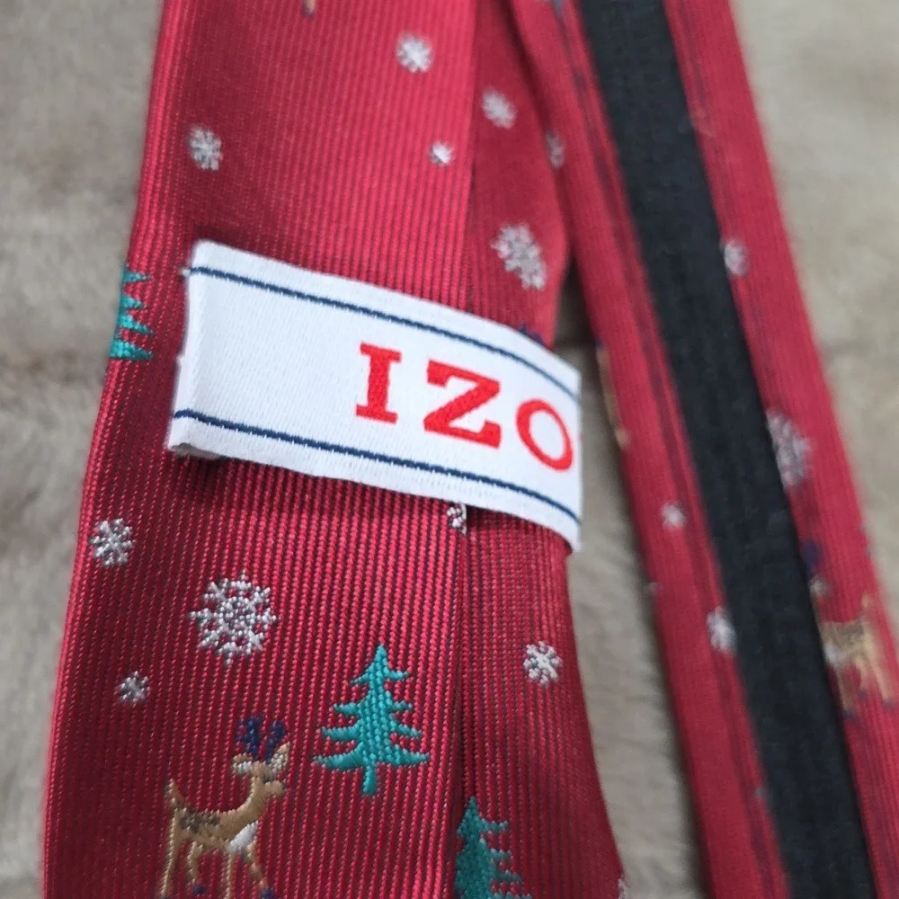Bundle Of Boys Ties (3) Izod Christmas Zip/Unbranded Patterened Clip-ons EUC